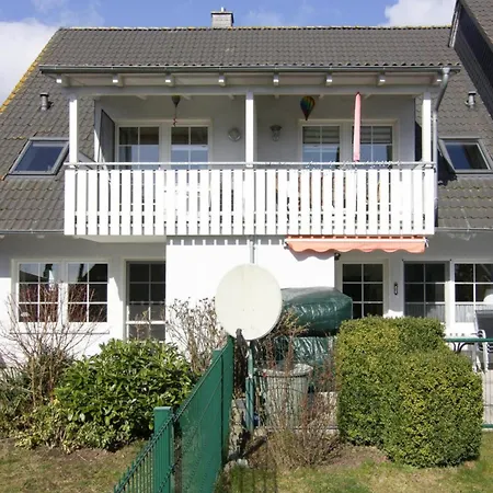Апартаменты Ferienwohnung, Trassenheide, Cleaning Included *